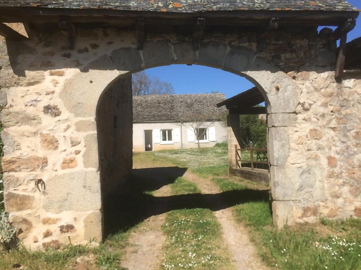 Gite A La Prade Haute Najac Exterior photo